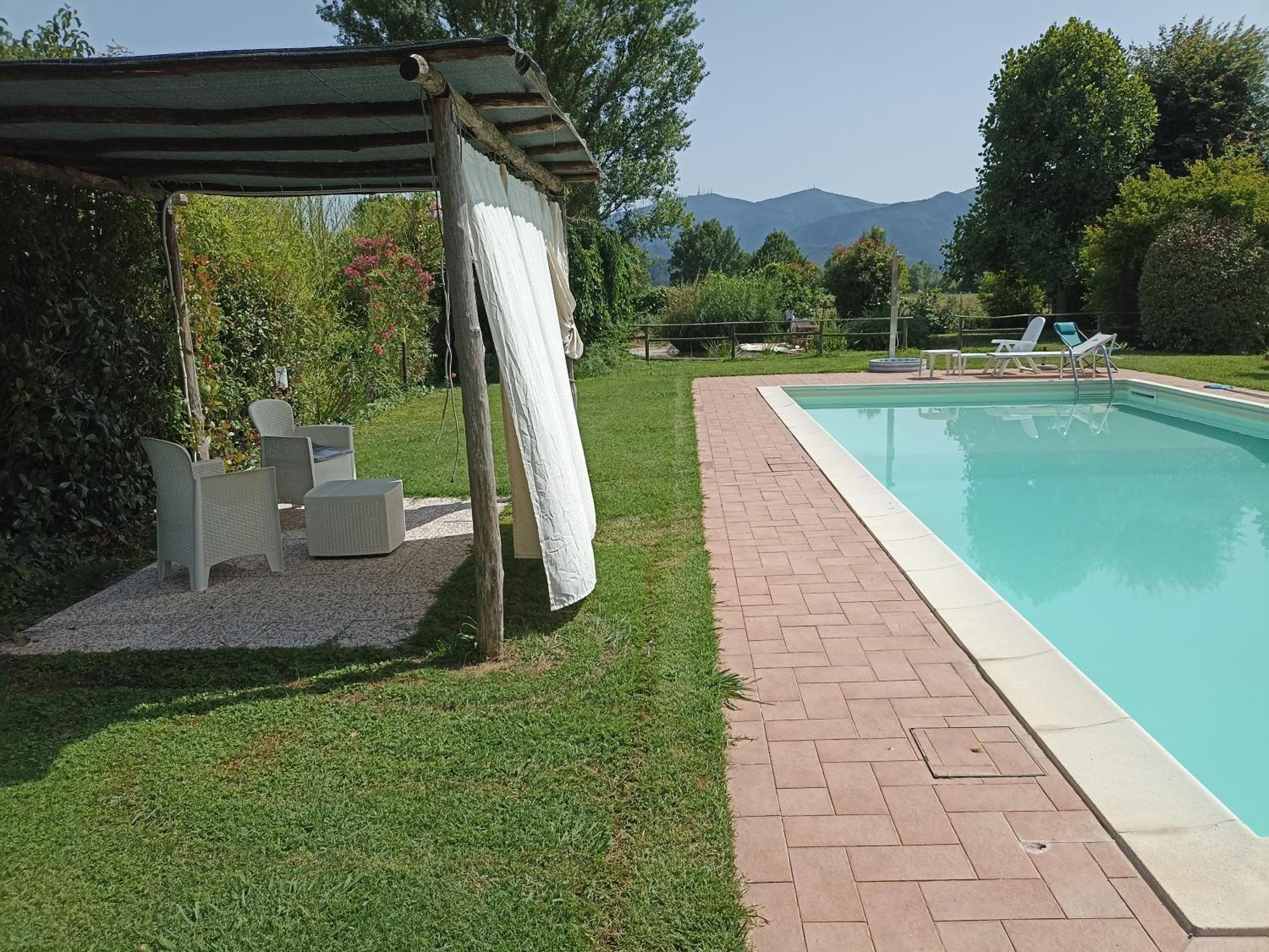 Piscina Privata Tiger Home, Toscana Капаннори Экстерьер фото